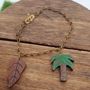 Wooden‎ Leaf and Palm Tree Charm Bracelet B3430